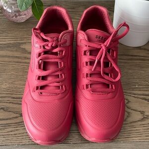 Skechers sneakers and very good condition only used once